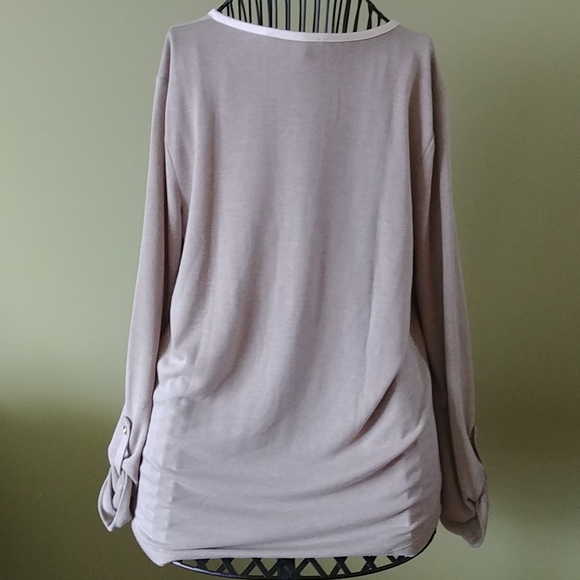 Like New beige color top, size L "JONES NEW YORK" - Picture 5 of 7